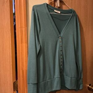 Zenana Outfitters Teal V-Neck Lightweight Top